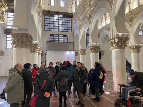 E8232B52-95DC-4B9E-965E-B57161F88694-L0-001